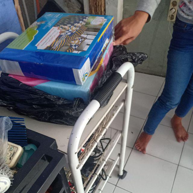 Rc Termurrah Bahan Dispers Tidak Luntur Sprei Adela Queen Ukuran  160×200 Cm