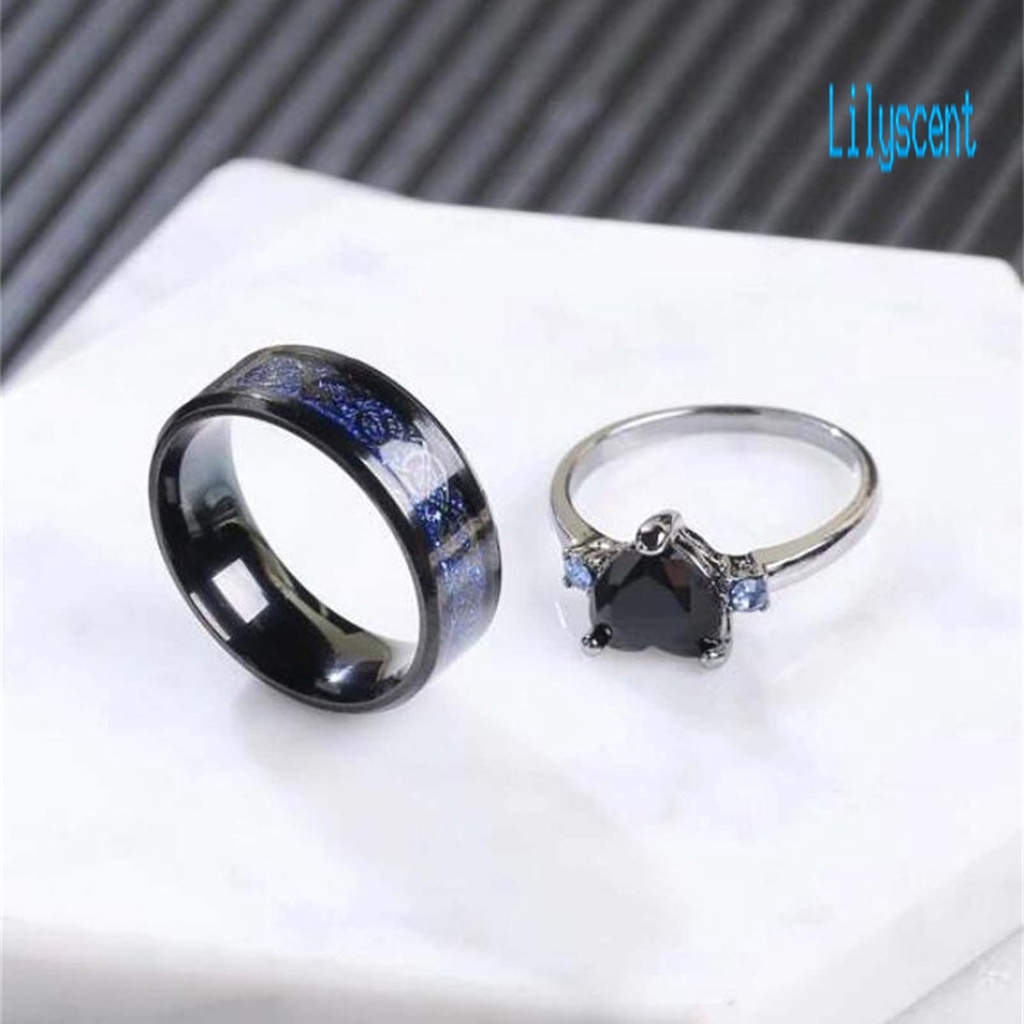 2pcs / Set Cincin Bahan Alloy Permukaan Halus Aksen Batu Permata Imitasi Bentuk Hati Untuk Pasangan