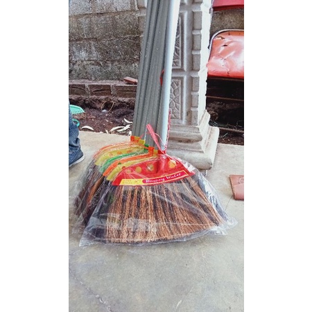 sapu lantai sabut kelapa + ijuk