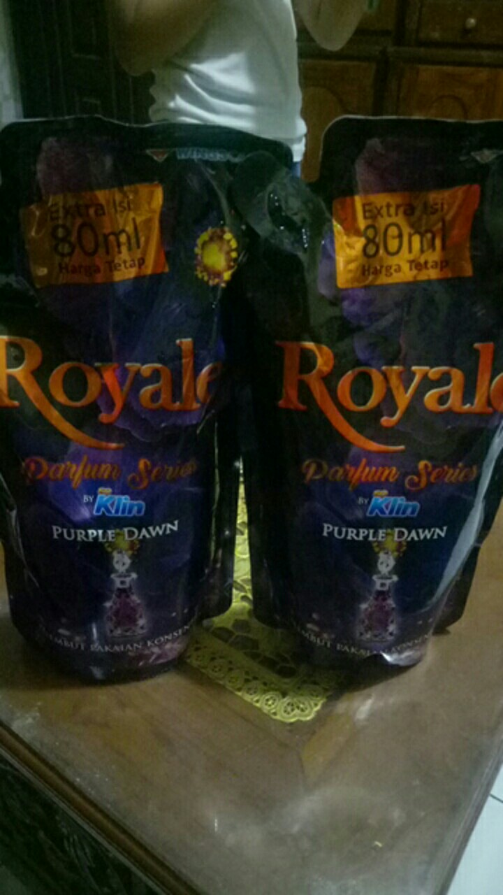 Pewangi Baju Royale 800 Ml