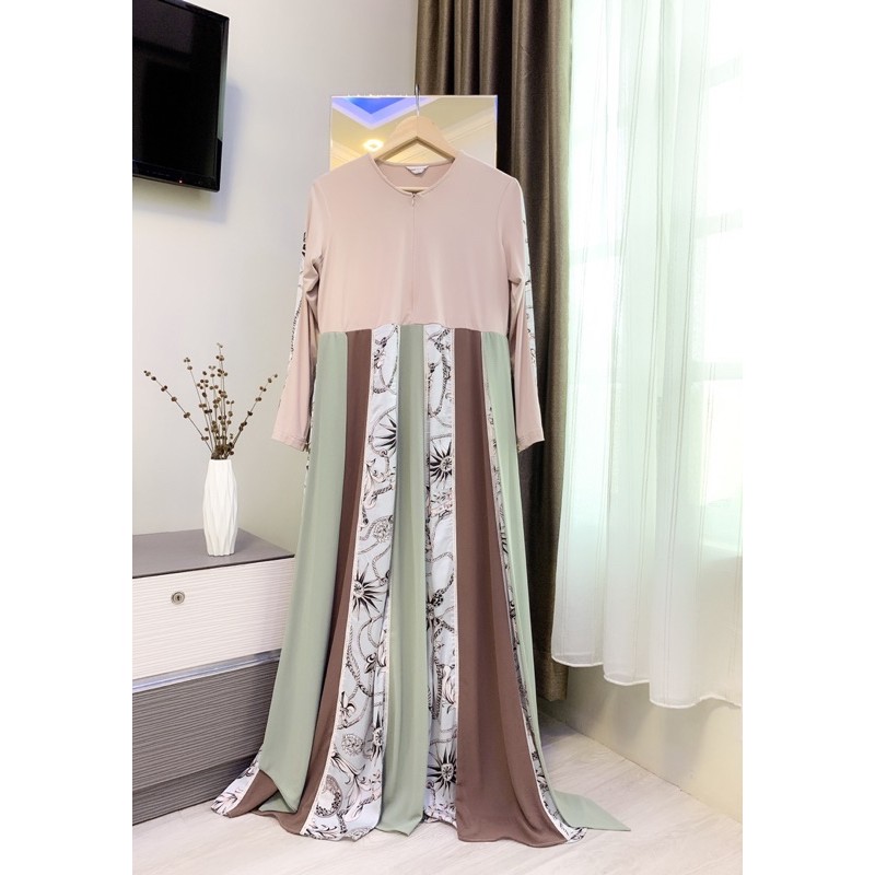 PRELOVED LINA SUKIJO | PRELOVED JILAAN x LINA SUKIJO | PRELOVED EL.ES | PRELOVED ELES | El es