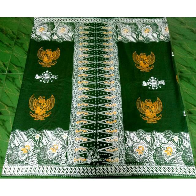 Sarung batik cap garuda NU