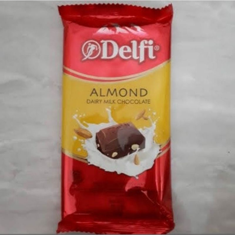 

delfi dairy milk chocolate susu almond 165gr