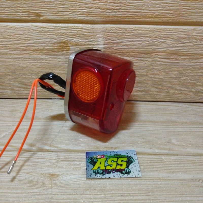 stoplamp c70 LED - lampu belakang lampu rem honda c70 LED - Sudah berikut Lampu Sein