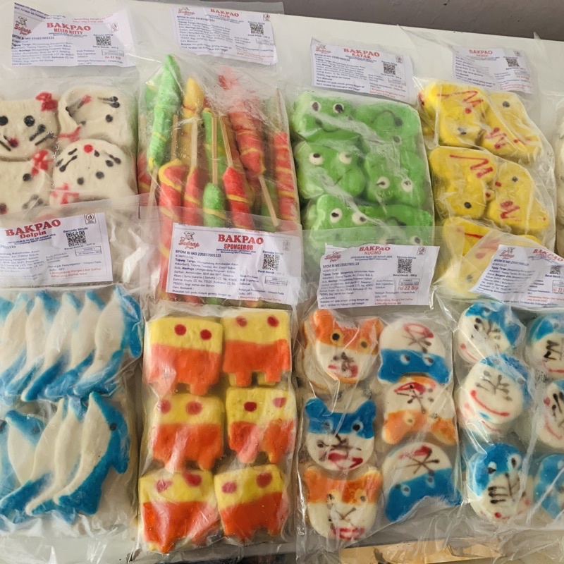 

roti boneka banyak karakter