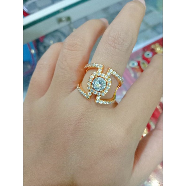 (Anti Karat) Cincin Wanita Mewah Semi Berlian