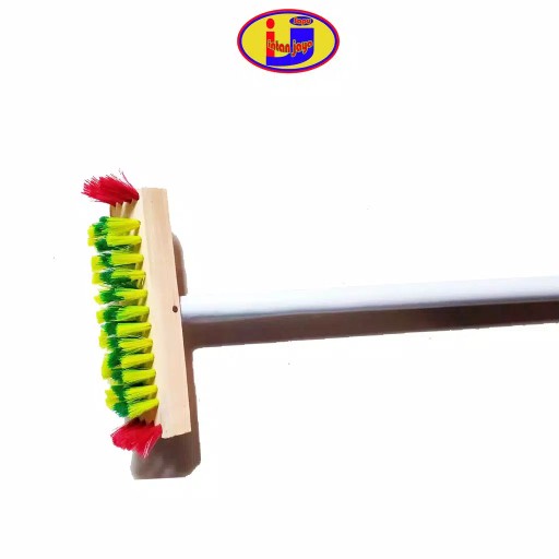 Sikat Kamar Mandi Gagang Kayu Panjang