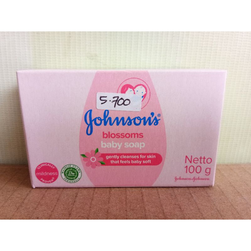 JOHNSONS BABY SOAP BLOSSOMS, MILK, REGULAR 100GR