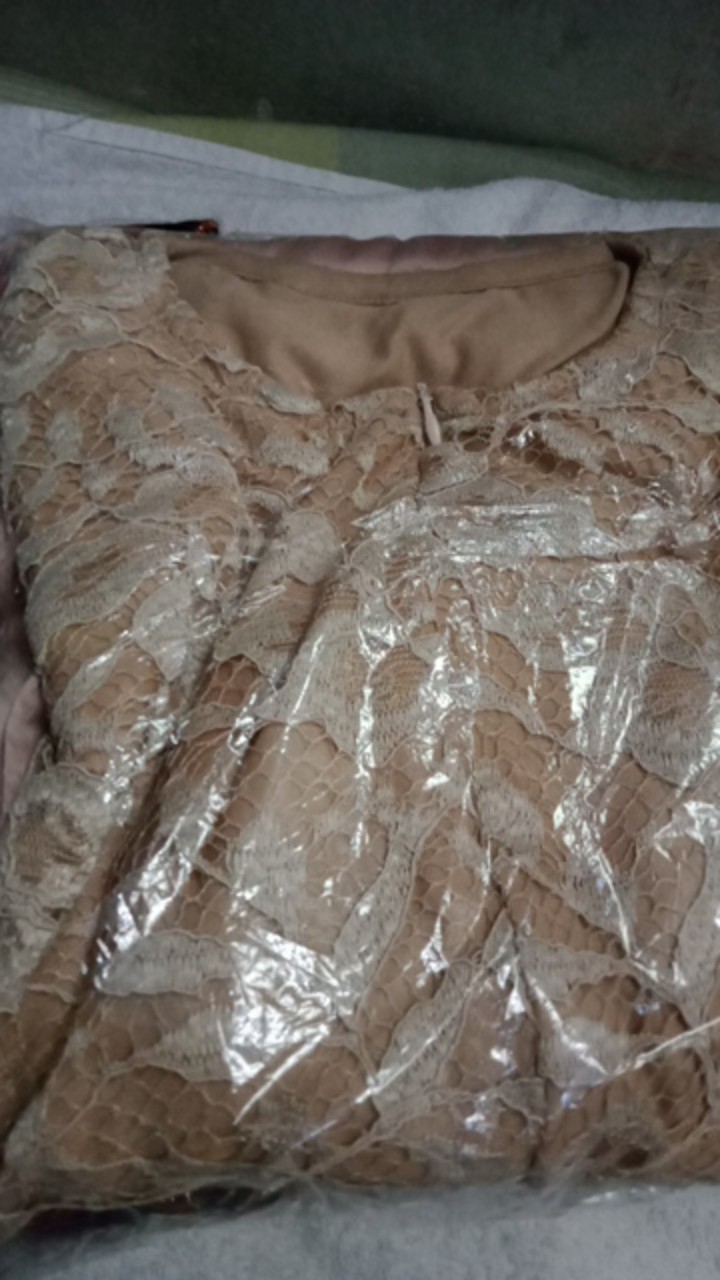 Maura Couple - Sania Ruffle Batik Couple Ori Ndoro Jowi Dnt Garansi Termurah Shopee - Sarwendah