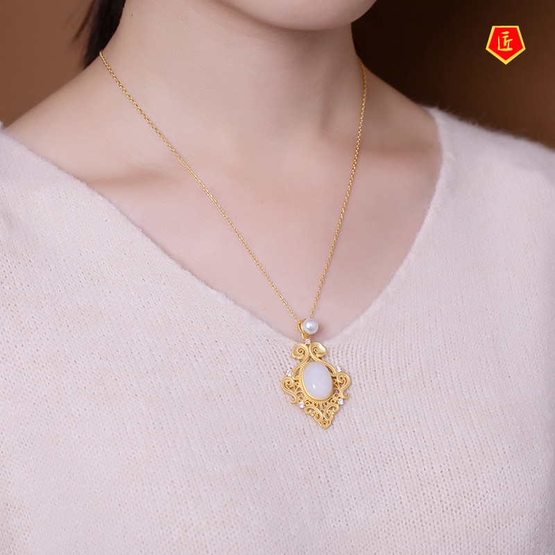 [Ready Stock]White Jade Pearl Upscale Personality Hollow Necklace Pendant for Women