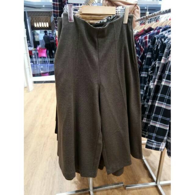 UNIQLO ~ celana ponte wide