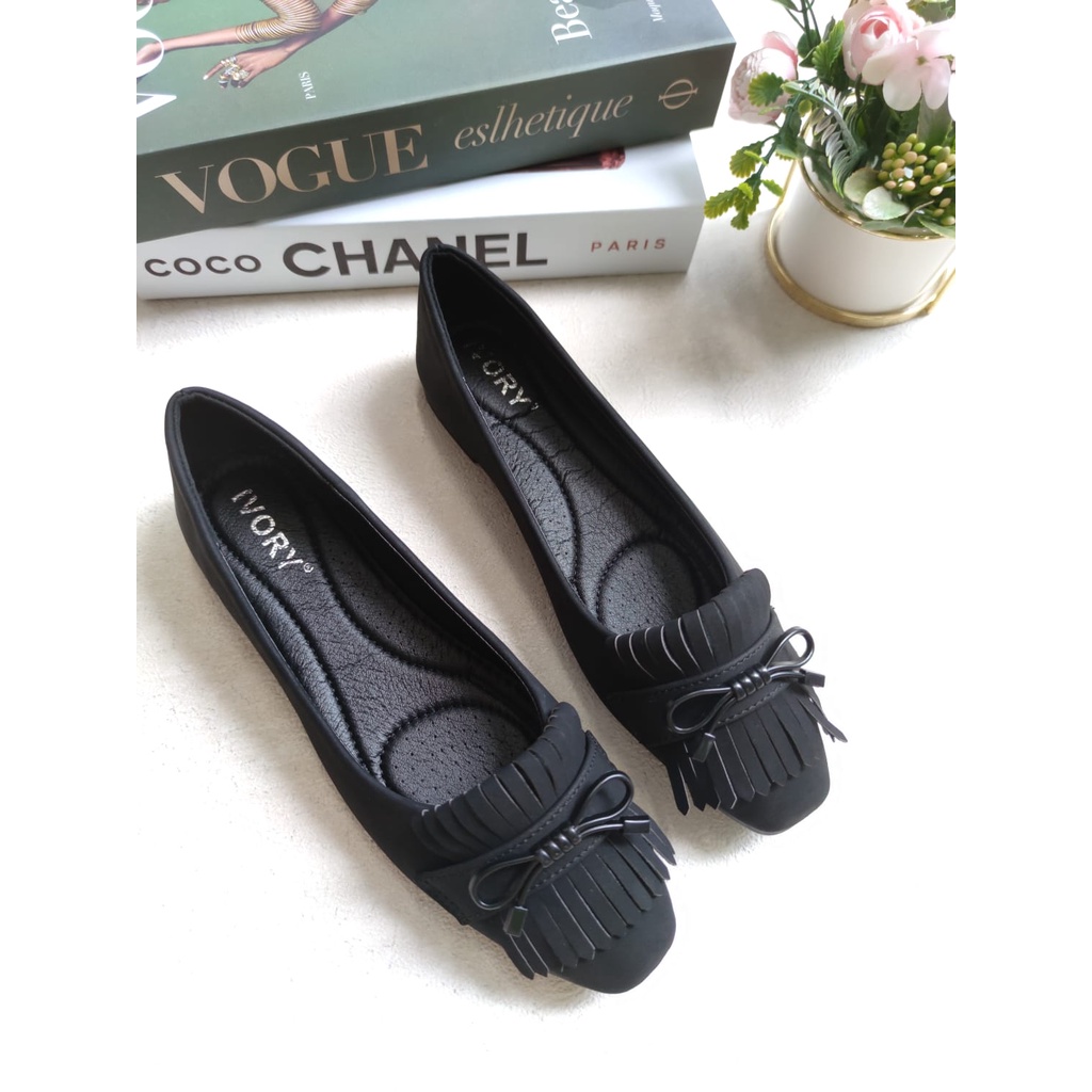 IVORY Sepatu Flat Wanita Import Terbaru 999-SM11