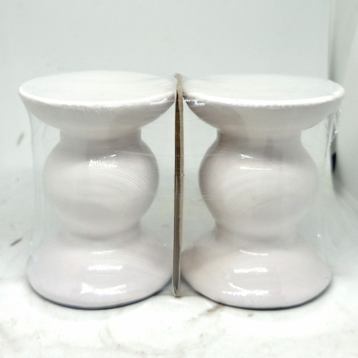 tempat lilin tanah liat putih