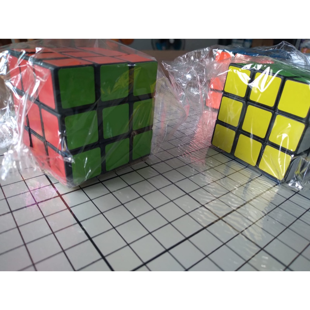 Rubik 5 cm x 5 cm x 5 cm RUBIK warna mainan anak edukasi 1pcs