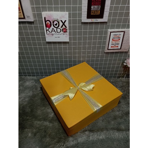 

Box Kado Kuning by Box Kado Banjarmasin