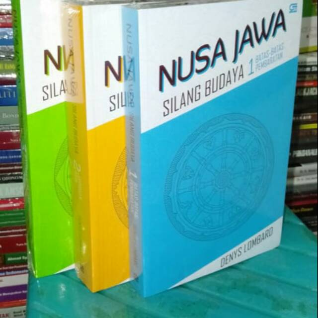 Buku nusa jawa silang budaya