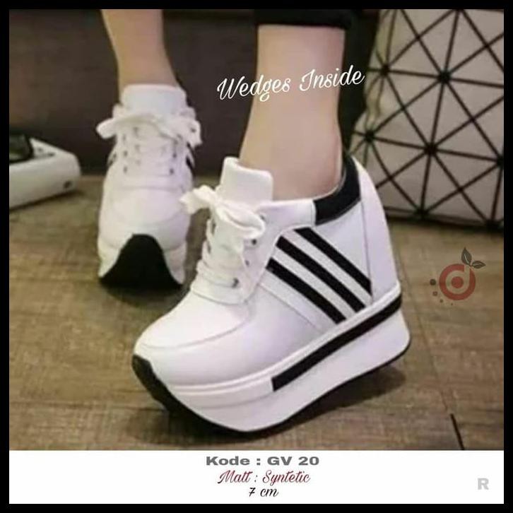 Sepatu Boots Wanita Putih - Putih, 36