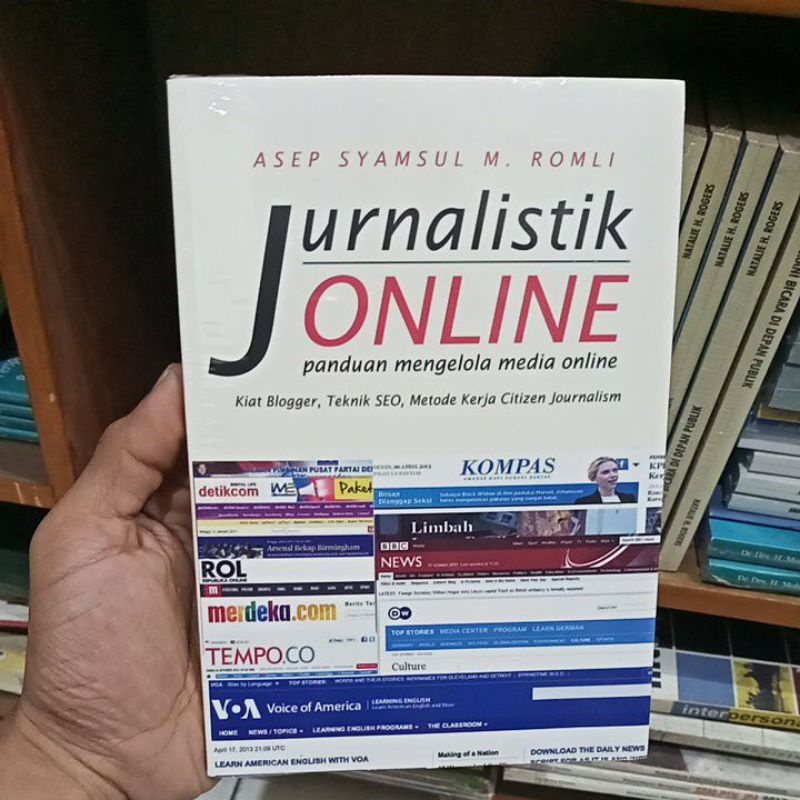 

buku jurnalistik online panduan mengelola media online