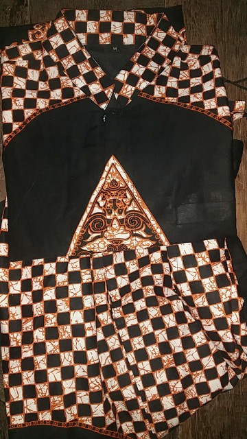 Setelan Clana Sarung & Koko Batik Solo Modern Lengan Panjang Dan Pendek Gunungan Hitam Kotak Kotak