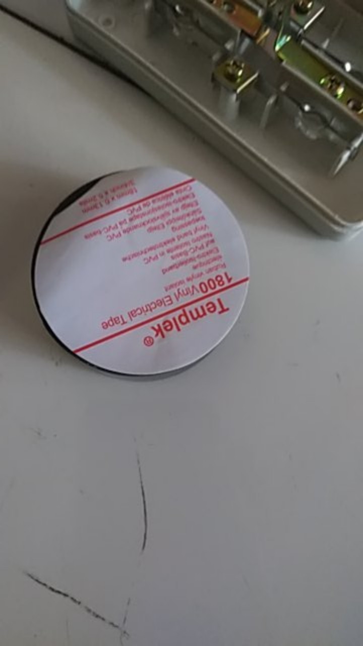 Isolasi Hitam Templek 1800 Vinyl Electrical Tape