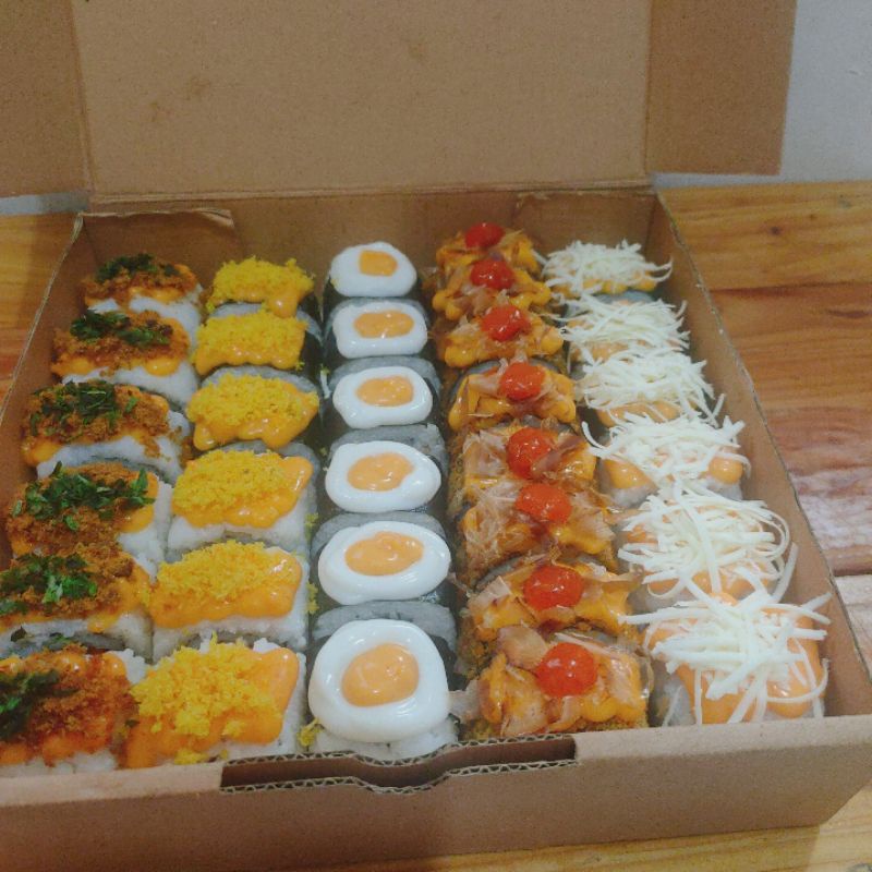 Sushi cake Hampers