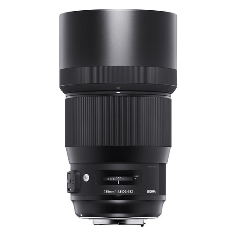 Sigma 135mm f/1.8 DG HSM Art Lens