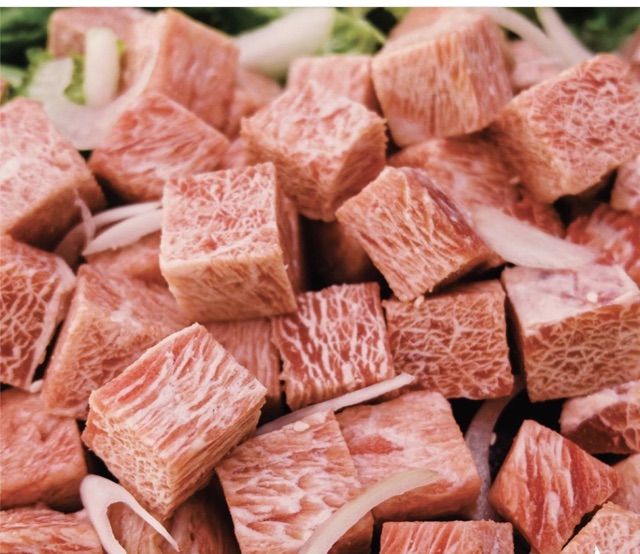 Daging Beef Wagyu Saikoro Cubes Meltique FRESH CUT! 250gr