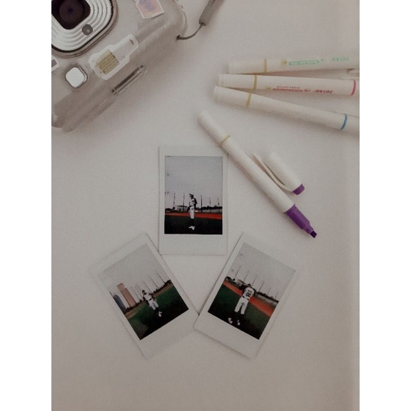 Mark Lee Baseball Player Polaroid Set