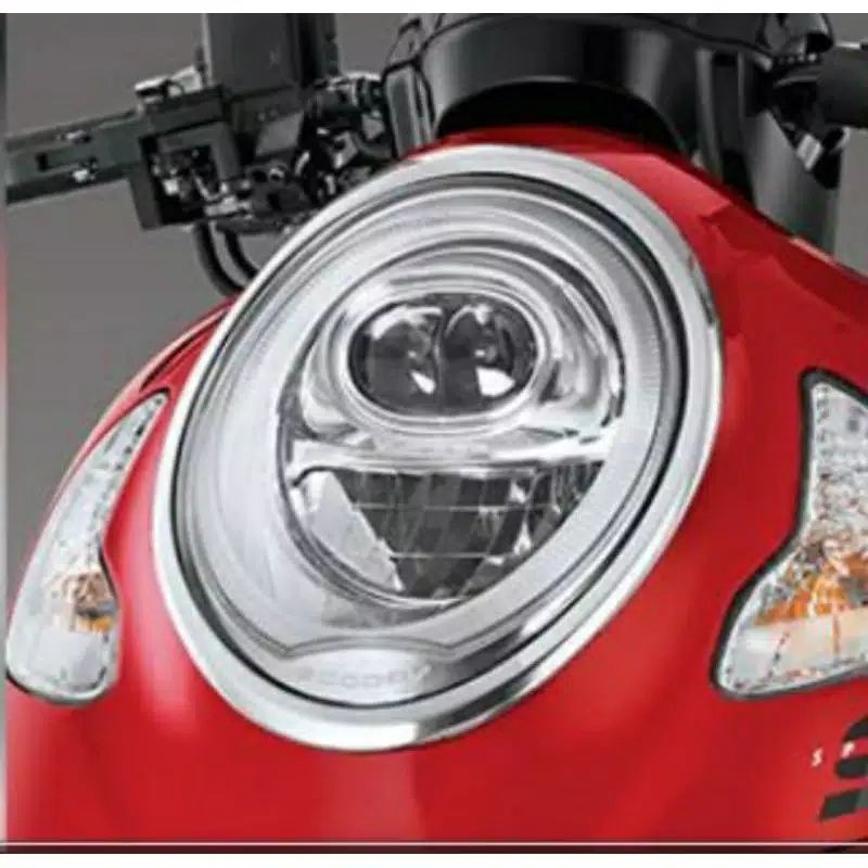 GARNIS LAMPU DEPAN HONDA SCOOPY