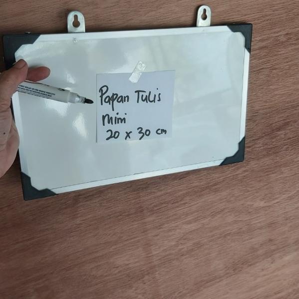 

white board gantung kecil 20x30cm