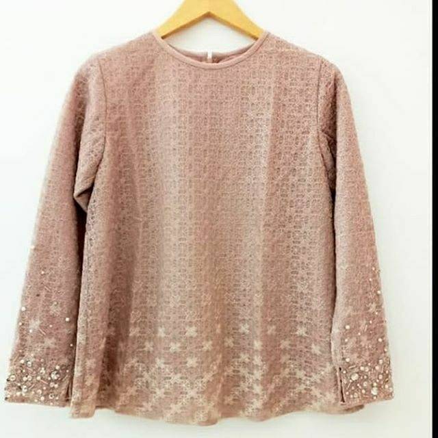 Amartya top anasya top ria miranda signature