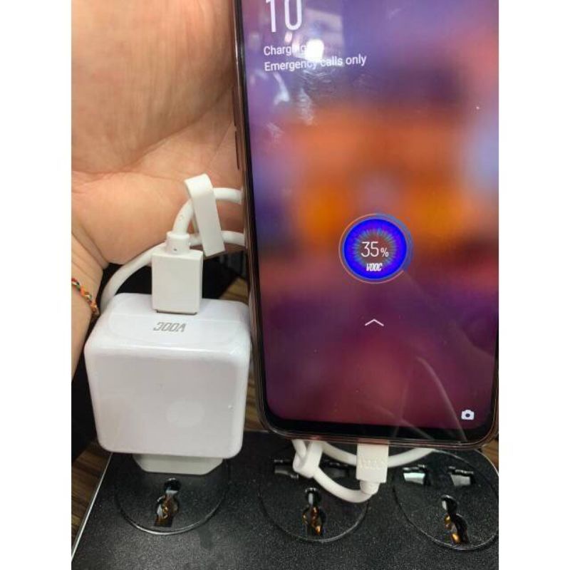 CHARGER/BATOK GEDE OPPO VOOC 4A F11/F11PRO/R15/R17/REALME 3 PRO ORIGINAL 100% FAST CHARGING.