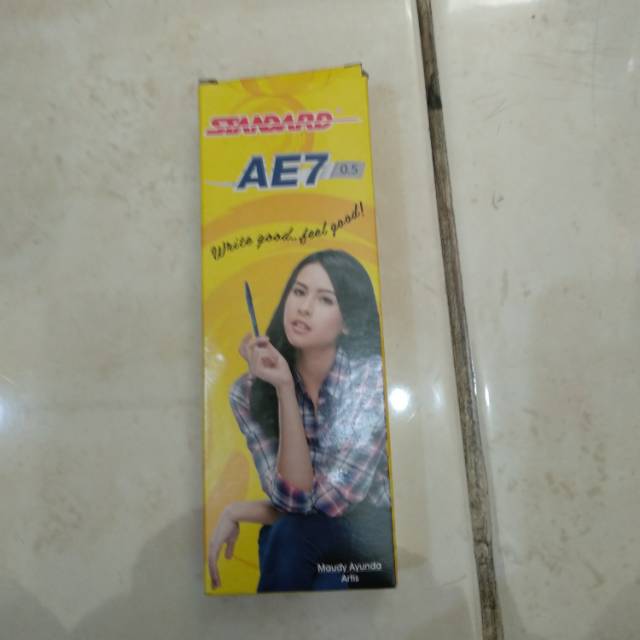 

Ballpoint pulpen standard AE7 (min order 1 pak isi 12buah) dapatkan harga termurah disini