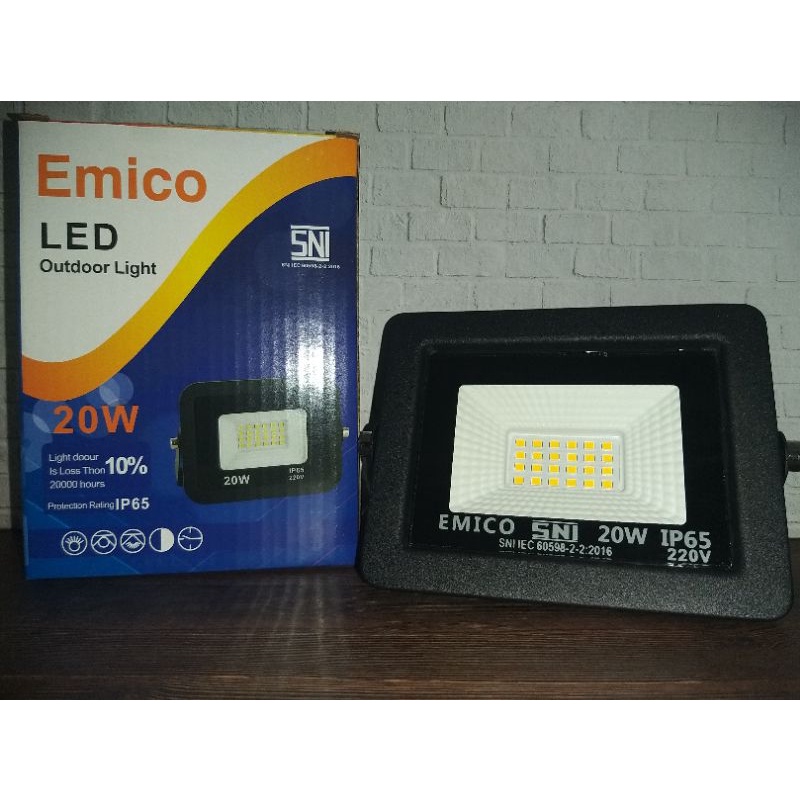 Lampu sorot Emico 20 watt warm white