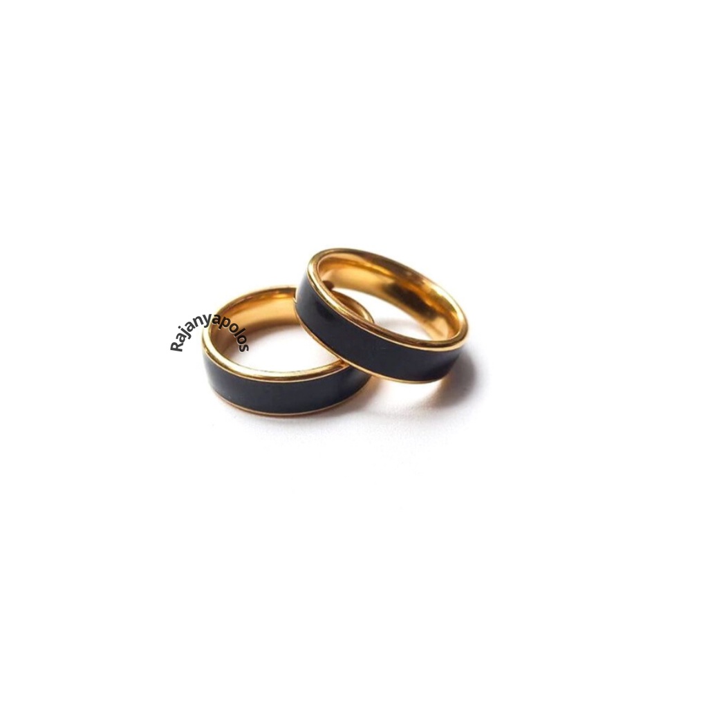 Cincin Tunangan Hitam Emas Titanium Asli
