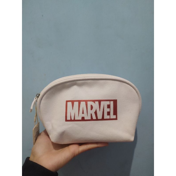 Miniso Pouch Make Up Marvel (new)