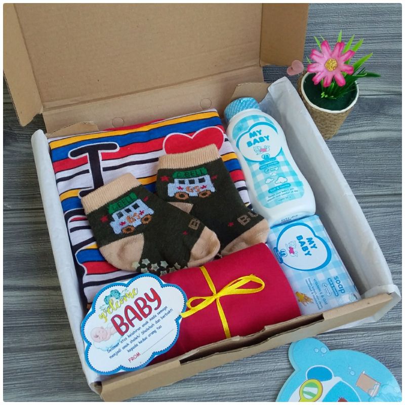 paket hemat sambang bayi/hampers bayi/kado lahiran