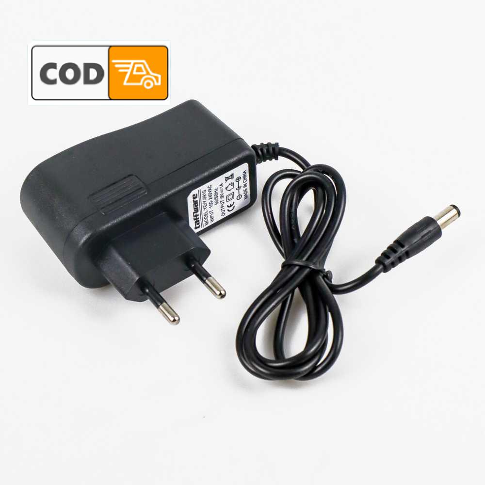 Adaptor 9V 1A Pedal Efek Gitar Listrik Distorsi 5mm Bisa Terhubung ke 5 Stompbox Perlengkapan Studio