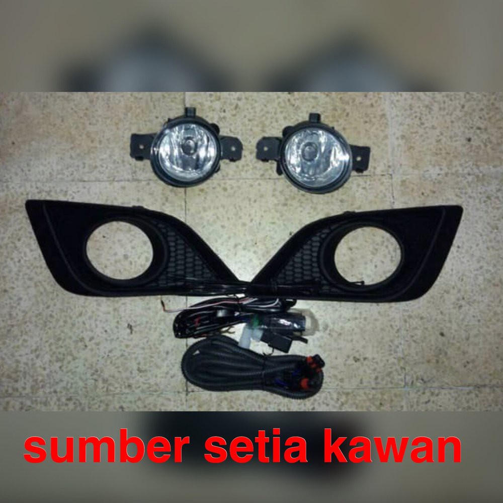 Foglamp Nissan Grand Livina 2014