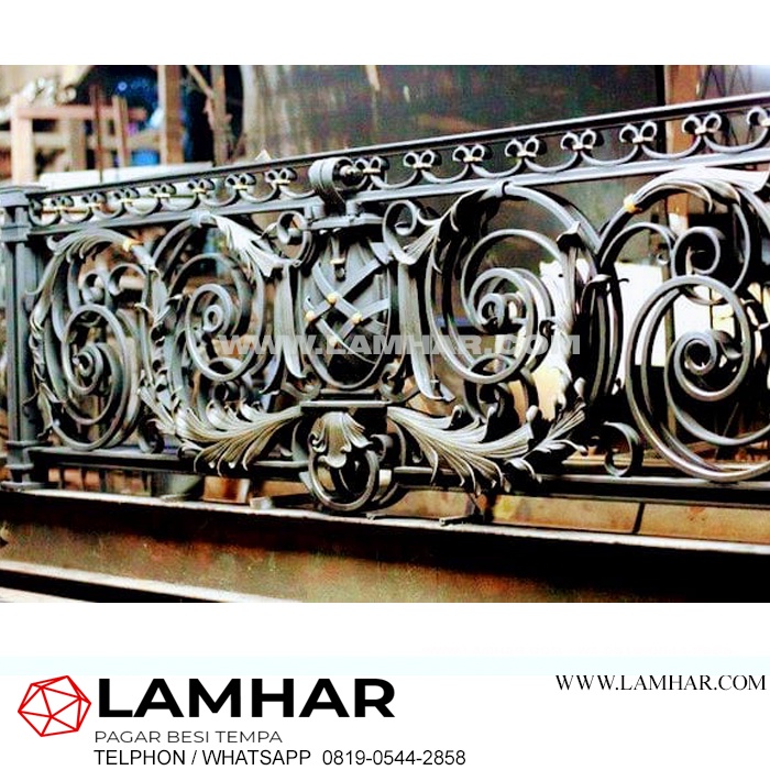 Railing Tangga Klasik Mewah | Jasa Tukang Tangga Besi Tempa