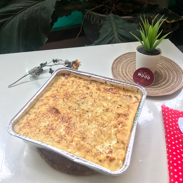 

Homemade spaghetti brulee party size (20x20)