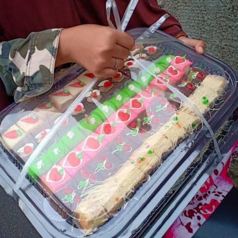 

Cake potong tray mika besar