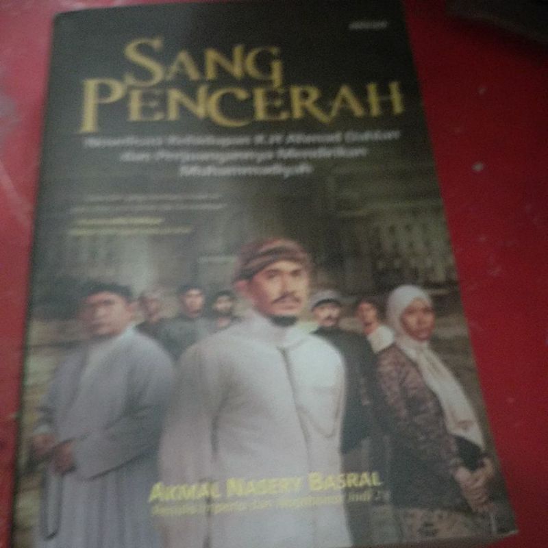 buku sang pencerah