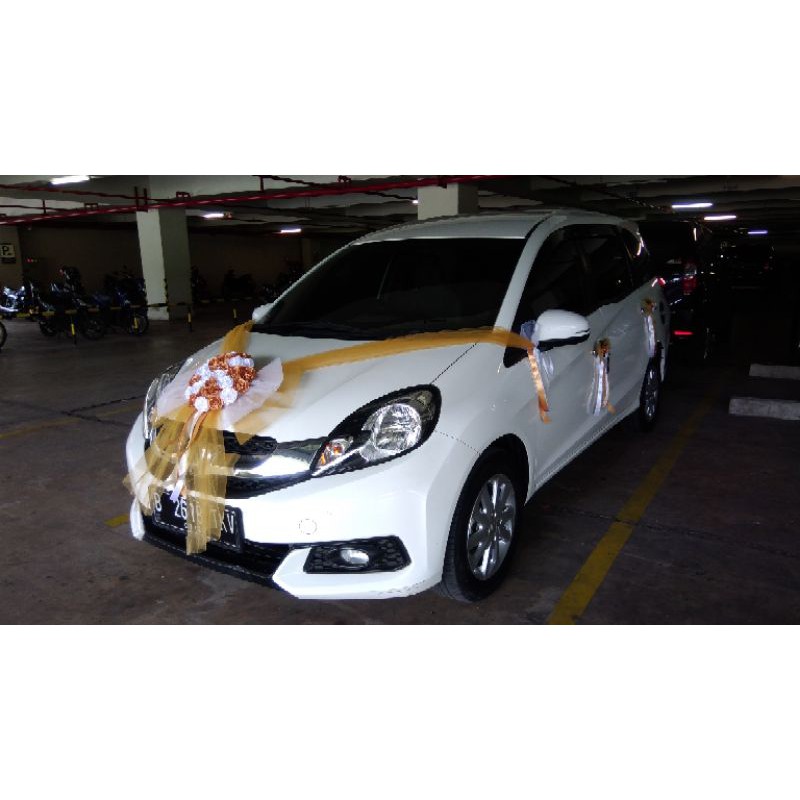 bunga mobil pengantin/ hias bunga mobil pengantin/dekorasi mobil pengantin