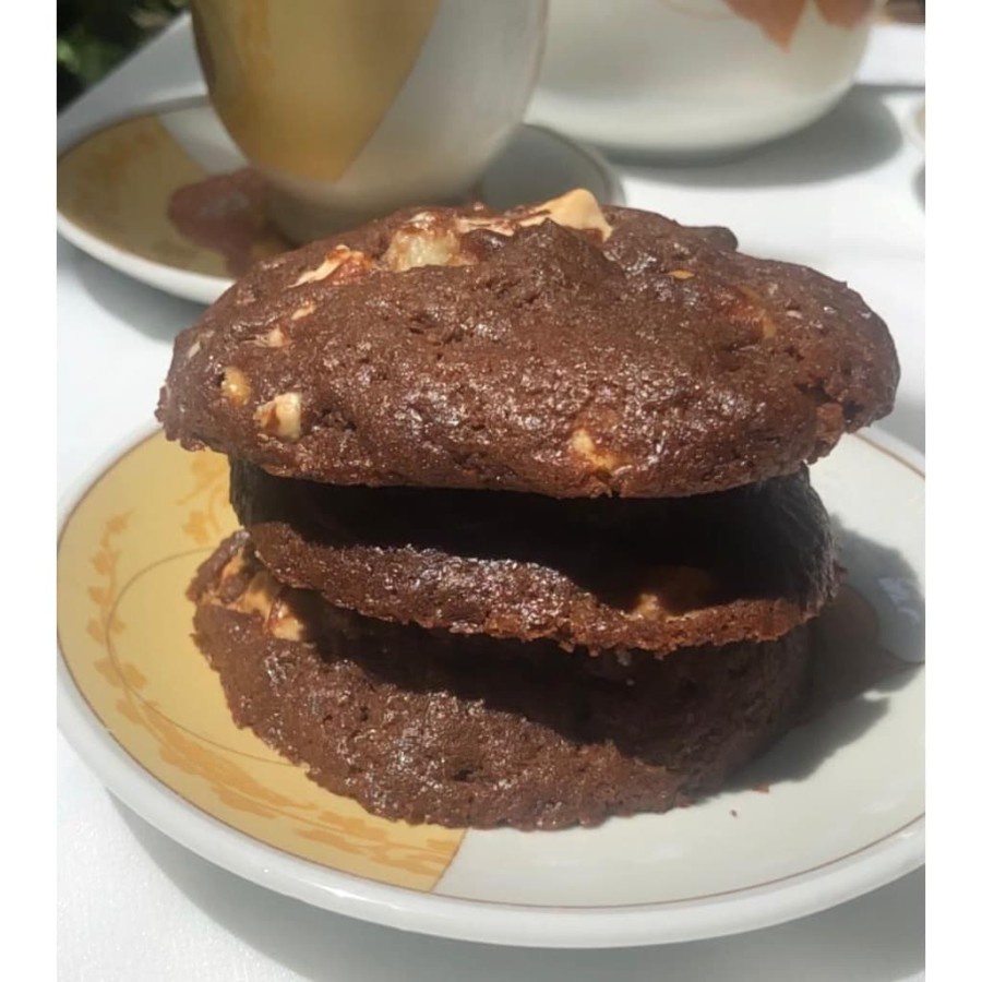 

Red Velvet Cookies with Cream Cheese Filling