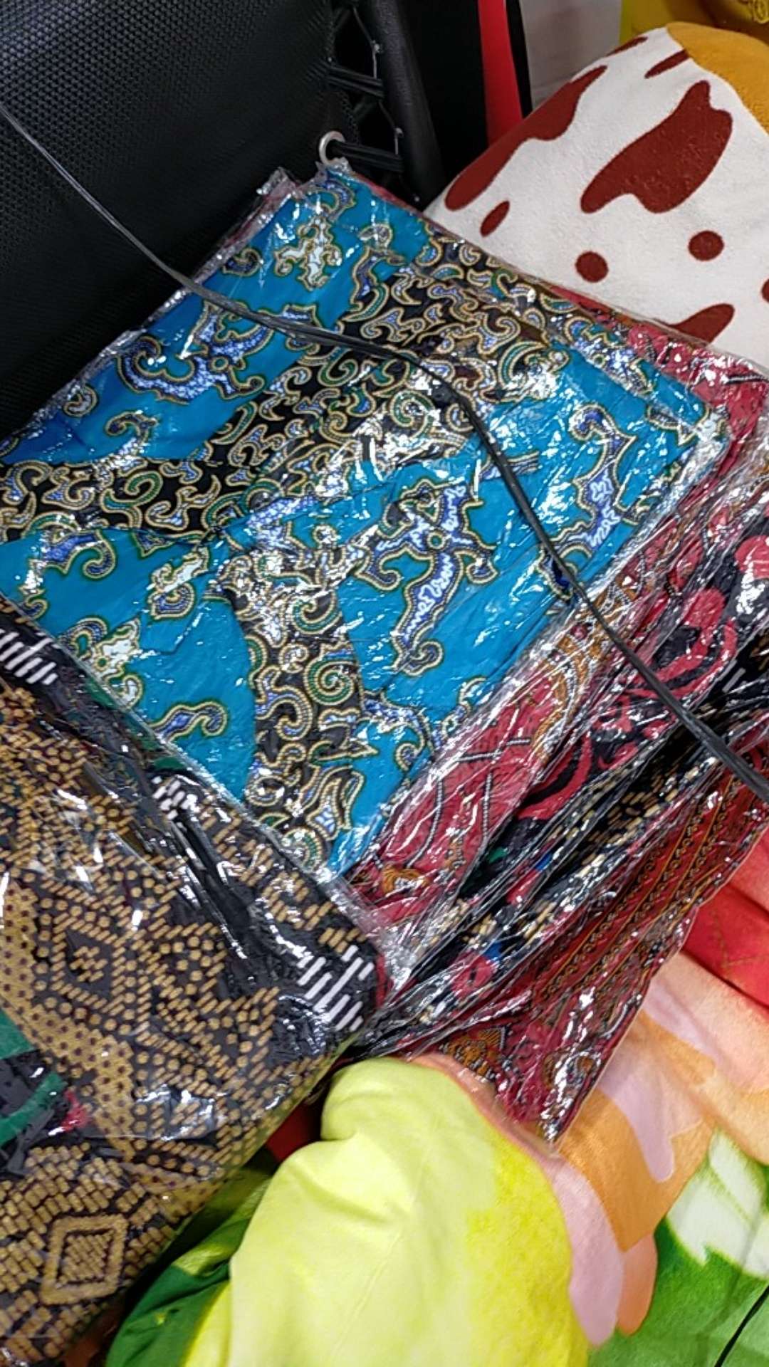 Maura Couple - Sania Ruffle Batik Couple Ori Ndoro Jowi Dnt Garansi Termurah Shopee - Pinguin Gurita