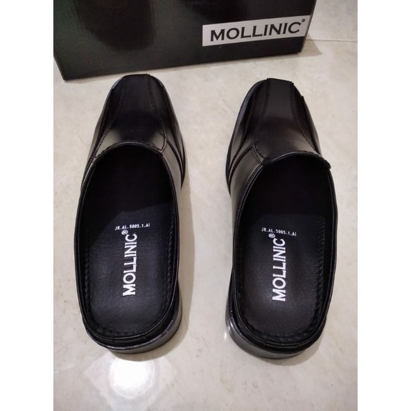 Size 39 MOLLINIC Bustong Pria