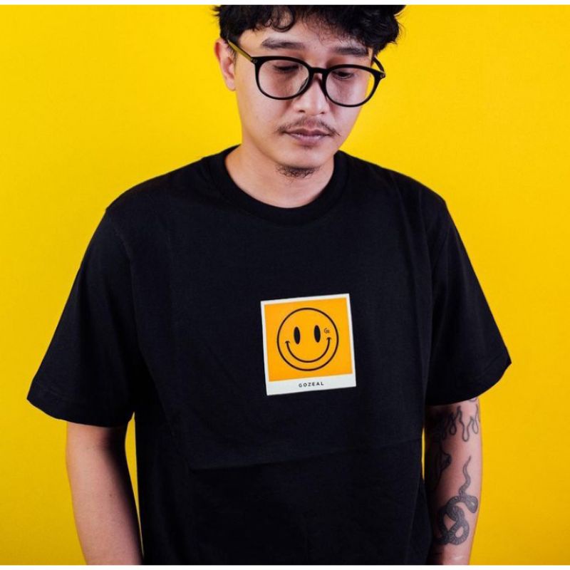 Kaos Distro Gozeal Polaroid DTF