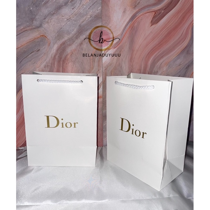 Paper Bag Dior Size Small Tempat Kotak Hadiah Parfum ( Ready Stock Jakarta )