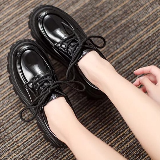 SEPATU SEKOLAH WANITA BLACK GLOSY / SEPATU REMAJA DEWASA PREMIUM